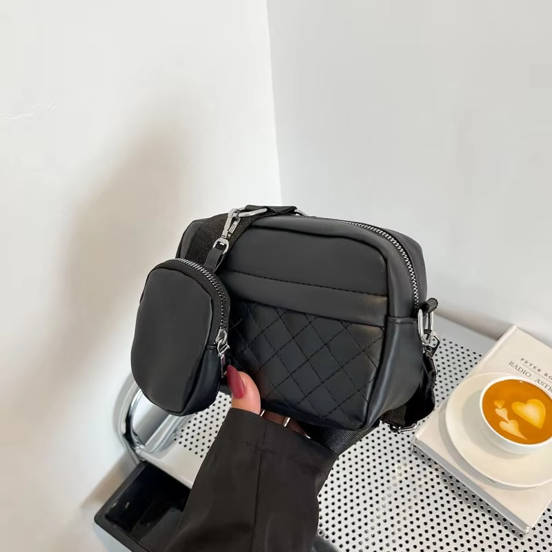 Elegant Black Quilted Crossbody Shoulder Bag with Mini Coin Pouch